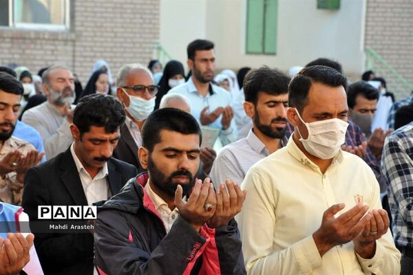 اقامه نماز عیدسعید فطر در شهرستان خوسف استان خراسان جنوبی