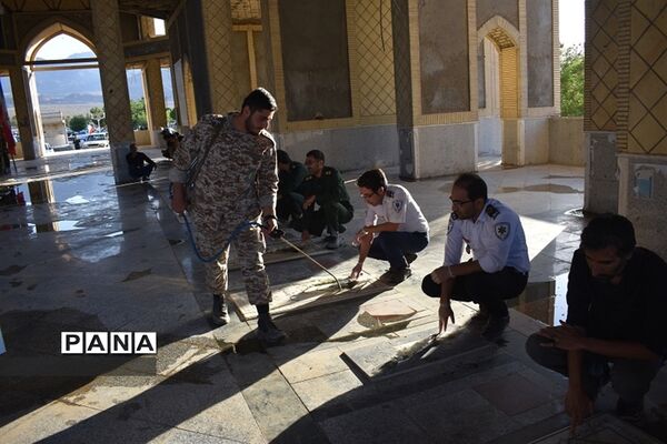 قبور شهدای شهرستان بهاباد گلباران و عطرافشانی