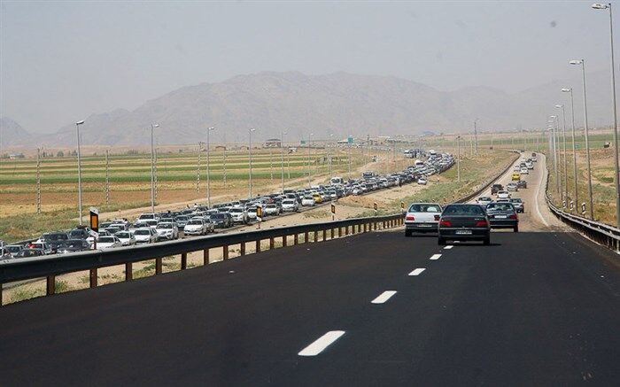 تردد روان در محور‌های هراز و فیروزکوه