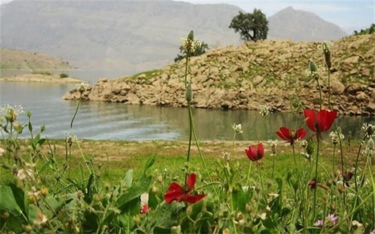 برگزاری تور آشناسازی خبرنگاران آذربایجان‌غربی با جاذبه‌های گردشگری ارومیه