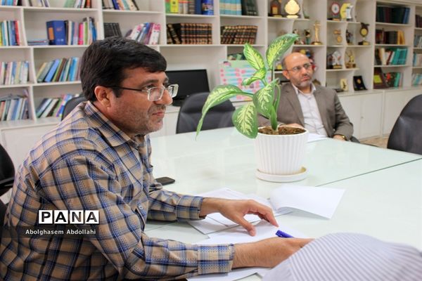 جلسه تخصصی کمیته تدوین برنامه عملیاتی معاونت پرورشی و فرهنگی آموزش و پرورش استان بوشهر