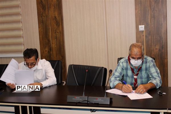 جلسه هم اندیشی کارشناسان و مربیان سازمان دانش‌آموزی استان البرز