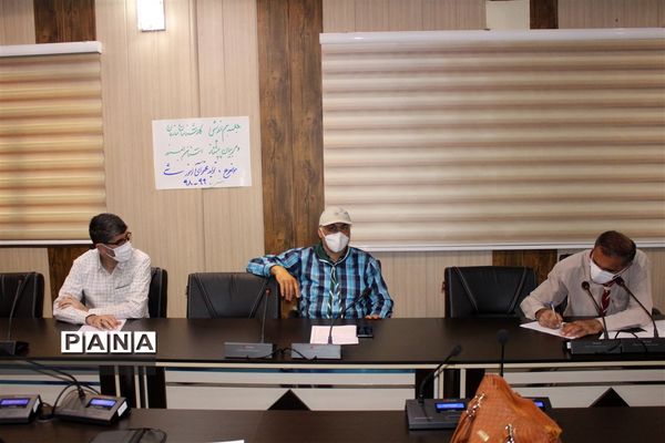 جلسه هم اندیشی کارشناسان و مربیان سازمان دانش‌آموزی استان البرز