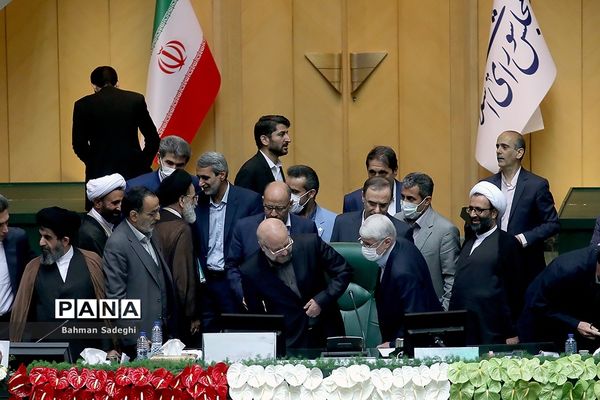 انتخاب اعضای هیئت رئیسه دائم مجلس یازدهم