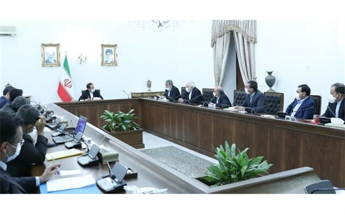 نباید به سرمایه گذران خارجی متقاضی اقامت در ایران سخت گیری شود