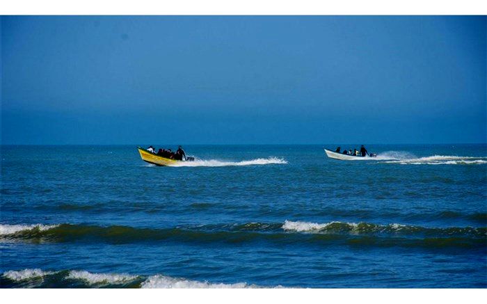 از تمام ظرفیت ها برای ارائه خدمات به گردشگران در سواحل رشت استفاده می شود