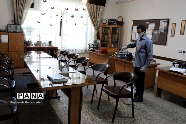برگزاری امتحانات میان پایه در مدرسه متوسطه اول مکتب الزهرا