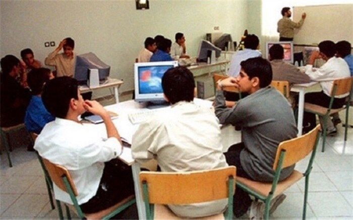 ابلاغ دستورالعمل حذف تعدادی از رشته‌های مهارتی شاخه کاردانش به استان‌ها