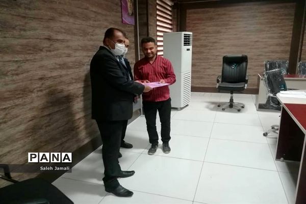 تجلیل از داوران قرآنی آموزش و پرورش منطقه دلوار