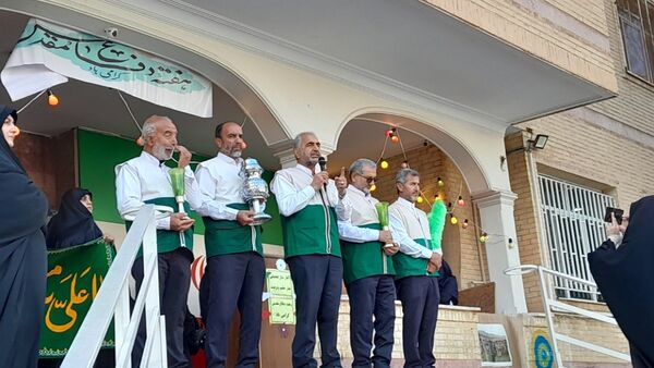 آغاز مهر با حضور خادمین حرم امام رضا(ع) در مدرسه عباسقلی رهگذر شهریار