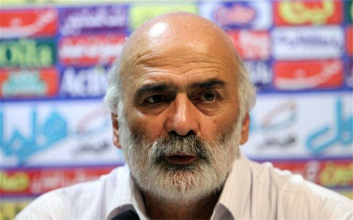 کربکندی: از اوضاع رادوولوویچ بی‌خبرم؛ دیگر در باشگاه ذوب آهن سمتی ندارم