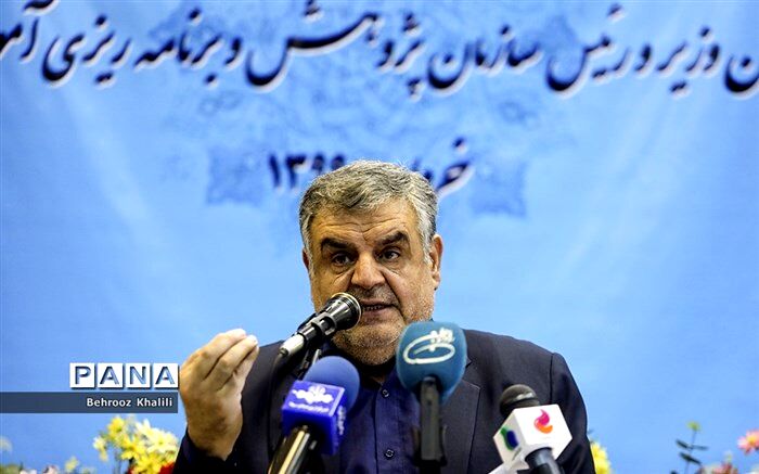 ملکی: معارف انقلاب اسلامی از مهرماه سال جاری وارد کتاب‌های درسی می‌شود