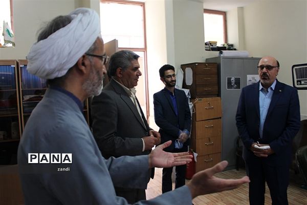 بازدید مشاور معاون پرورشی وزارت آموزش و پرورش از سازمان دانش‌آموزی کرمان