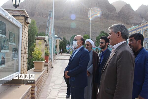 حضور مشاورمعاون پرورشی وزارت آموزش وپرورش در گلزاری شهدای کرمان