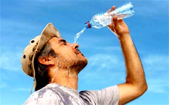 توصیه‌های تغذیه‌ای برای پیشگیری از گرمازدگی+اینفوگرافیک