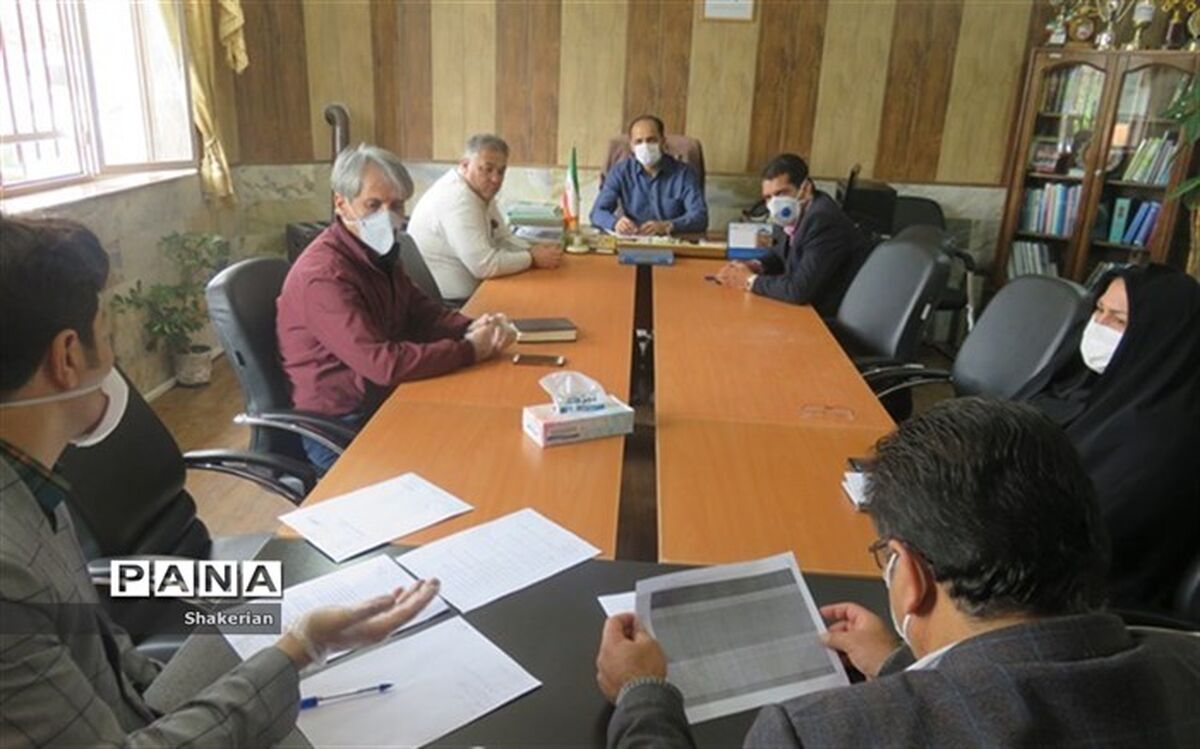 در هفته معلم از 103 معلم پویا در شهرستان بجنورد تقدیر شد