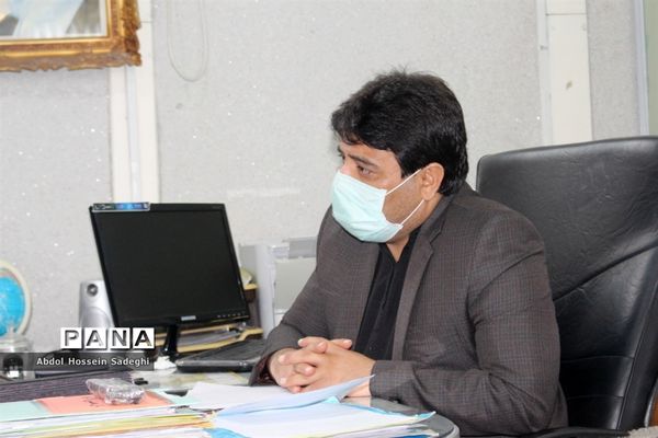 نشست هم‌اندیشی کارکنان سازمان دانش آموزی استان بوشهر با محوریت تولید محتوا جهت شبکه آموزش دانش آموزی ( شاد )