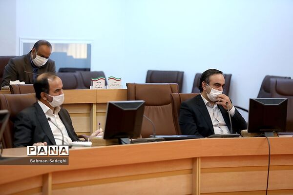 نشست ویدِئو کنفرانس مشترک ستاد انتخابات کشور با استانداران سراسر کشور