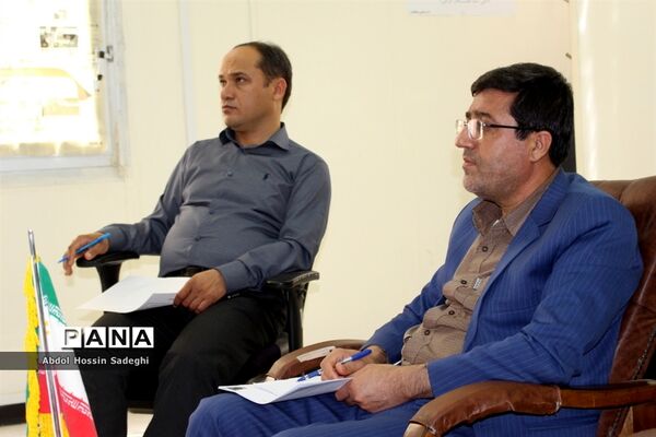 جلسه ویدئو کنفرانس مدیران، معاونان و مسئولان تشکل‌های دانش‌آموزی استان بوشهر با سازمان‌های دانش‌آموزی کشور پیرامون شبکه آموزشی شاد