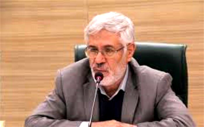 اتوبوس‌های شهری و متروی شیراز همچنان تعطیل است