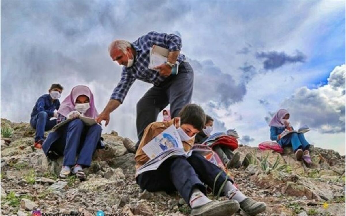 دانش آموزان عشایری محروم از شاد اما دلشاد از عاشقی معلمان فداکار