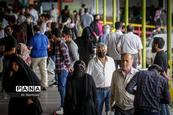 فاصله‌گذاری اجتماعی هوشمند  در بازار میوه تره بار