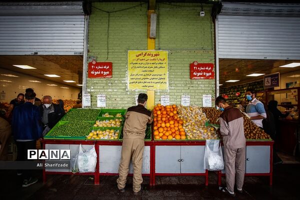 فاصله‌گذاری اجتماعی هوشمند  در بازار میوه تره بار