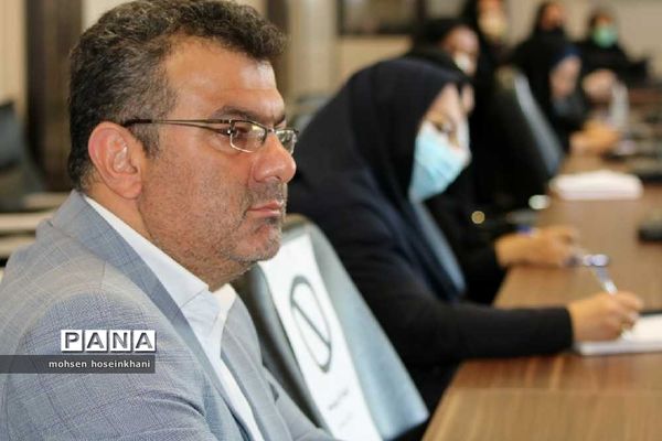 نخستین جلسه تربیت بدنی و سلامت آموزش و پرورش قزوین