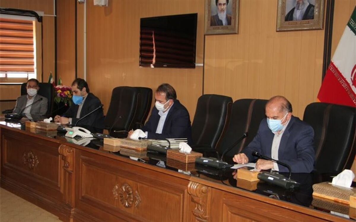 استاندار فارس: یکی از کارهای برجسته معلمان انتقال ارزش‌های جامعه به نسل بعدی است