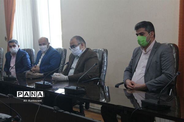 آیین تجلیل از معلمان نمونه در شهرستان قائمشهر