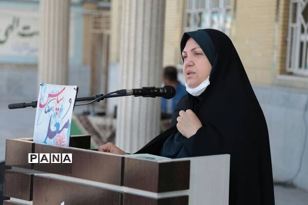 مراسم تجلیل از معلمان نمونه ناحیه2 شهرکرد