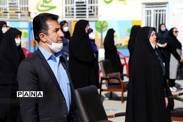 مراسم تجلیل از معلمان نمونه ناحیه2 شهرکرد