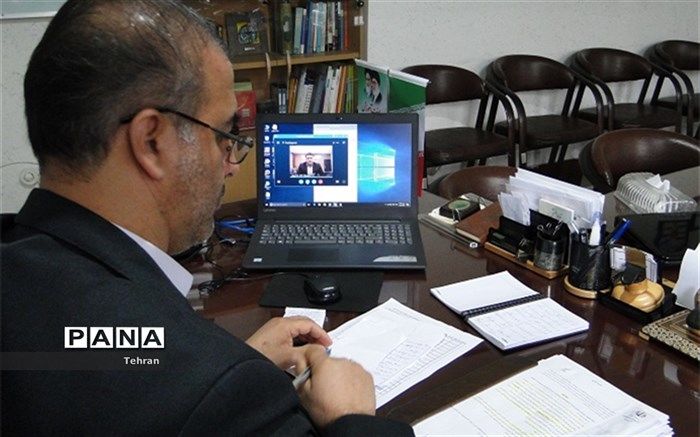 اولین جلسه مدیران مدارس ابتدایی از طریق ویدئو کنفرانس منطقه ۱۲