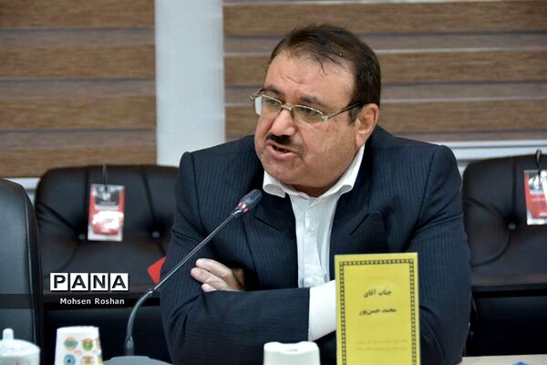 تجلیل از فعالان سوادآموزی استان‌ بوشهر