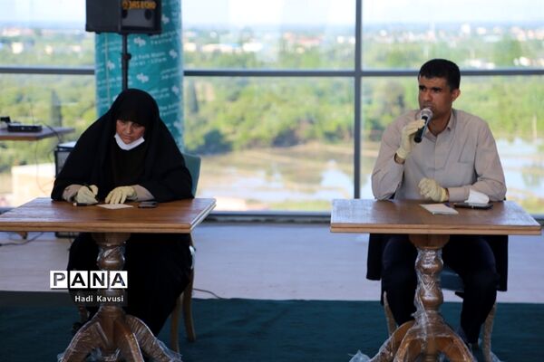 جلسه ستاد راهبردی بنیاد فرهنگی آرش و تجلیل از مدیر نمونه استانی در میاندرود