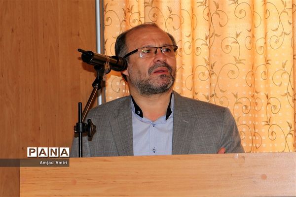 آیین تجلیل از معلمان نمونه آموزش و پرورش ناحیه‌ یک شهرری