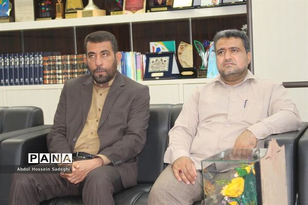 دیدارمسئول سازمان بسیج فرهنگیان سپاه امام صادق (ع)  استان بوشهر با مدیرکل آموزش و پرورش استان