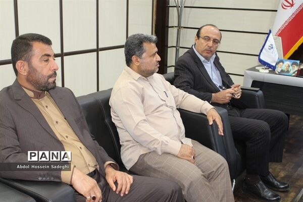 دیدارمسئول سازمان بسیج فرهنگیان سپاه امام صادق (ع)  استان بوشهر با مدیرکل آموزش و پرورش استان