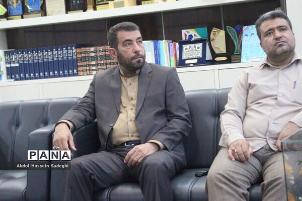 دیدارمسئول سازمان بسیج فرهنگیان سپاه امام صادق (ع)  استان بوشهر با مدیرکل آموزش و پرورش استان