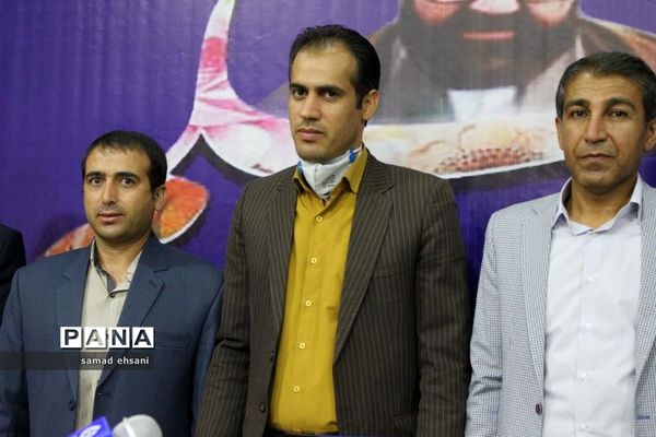 تجلیل از معلمان نمونه استان کهگیلویه و بویراحمد در جلسه  ویدئو کنفرانس رئیس جمهور