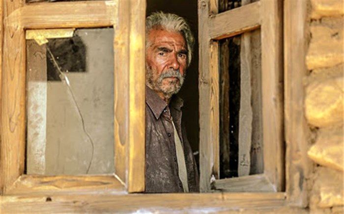 تمدید اکران «خروج» در «سینما ماشین» تا شب قدر