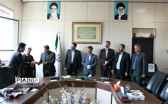 روزانه 12 هزار ماسک به همت دانش آموزان قزوین تولید می شود