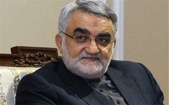 هجمه‌ها علیه مجلس سیاسی‌کاری است