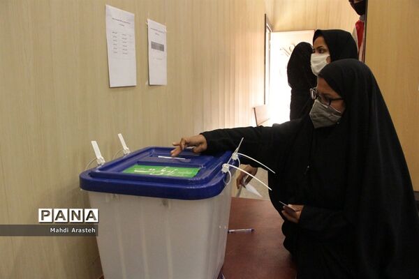 پنجمین دوره انتخابات مجامع جعیت هلال احمر همزمان با سراسر کشور درشهرستان خوسف  خوسف
