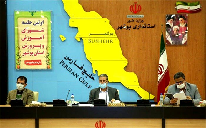 فرمانداران اقلام بهداشتی را برای برگزاری آزمون های مدارس تامین کنند