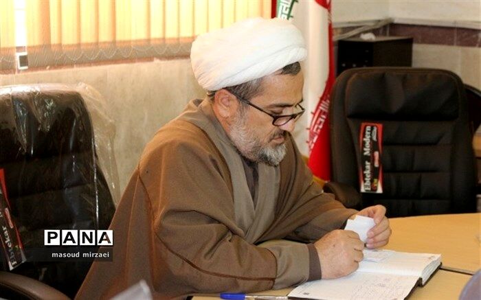 آموزش تمام ساحتی دانش آموزان در فضای مجازی پیگیری شود