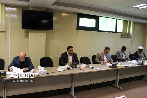 جلسه ستاد بازخوانی و افشای حقوق بشر آمریکایی در اسلامشهر