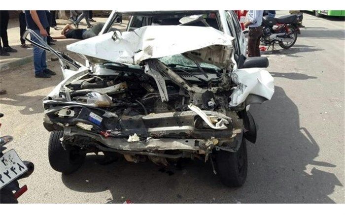 کشته و زخمی شدن ۱۱ نفر در پی واژگونی خودروی بلیزر در گیلان