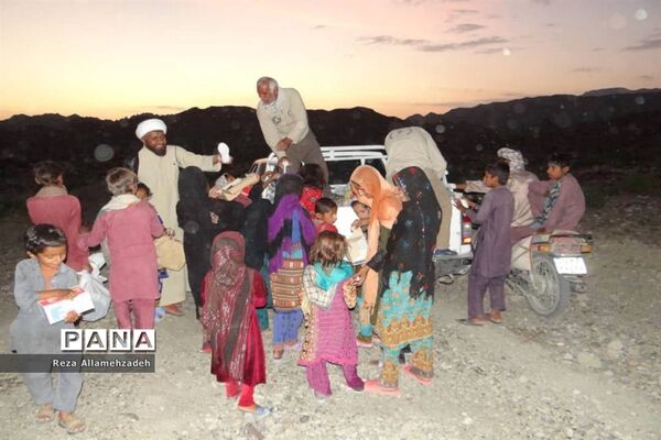 گروه جهادی ایثارگران بدون مرز استان بوشهر در بشاگرد روستای شمسون