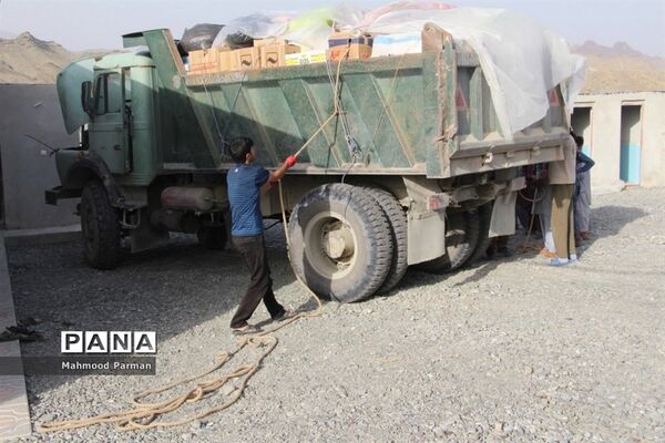 گروه جهادی ایثارگران بدون مرز استان بوشهر در بشاگرد روستای شمسون